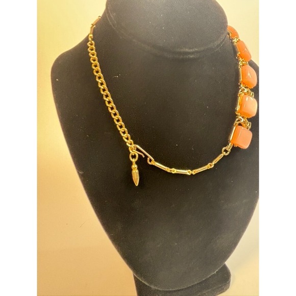 Vintage Gold Tone Lucite Necklace Set Intricate Metal Work Filigree Coro READ - Picture 8 of 13